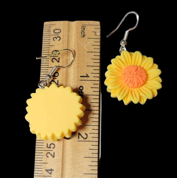 Yellow Flower Earrings - Picture 2 of 2
